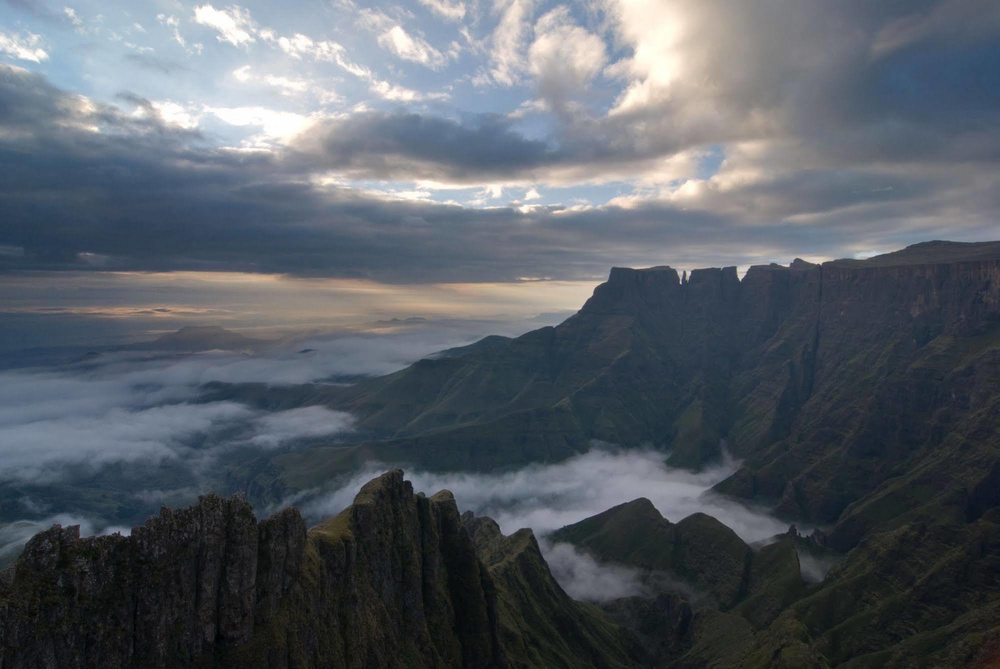 Witsieshoek Mountain Lodge Phuthaditjhaba Екстер'єр фото